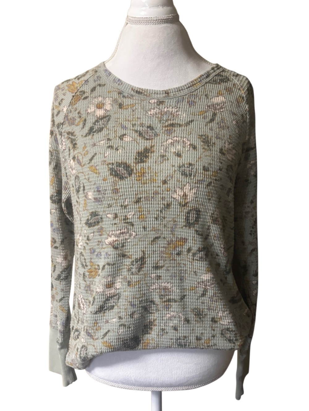 Knox Rose Floral Waffle Knit Long Sleeve Top
Size XL